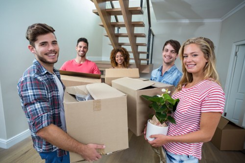 Storage pricing example for a compact flat clearance