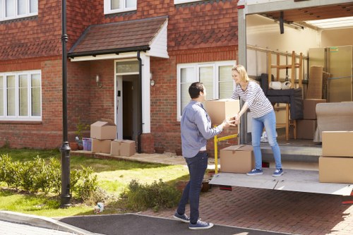 Self storage units in Strawberryhill with secure access