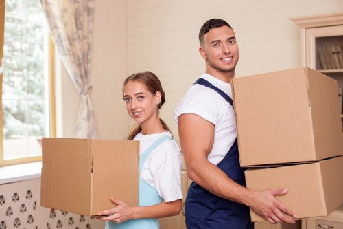Local house removals service navigating Strawberryhill streets
